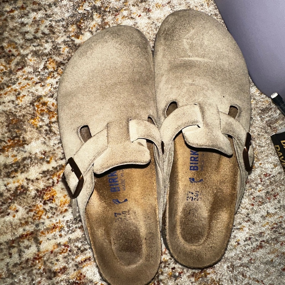 Birkenstock Tan Suede Boston Clogs - Picture 1 of 4